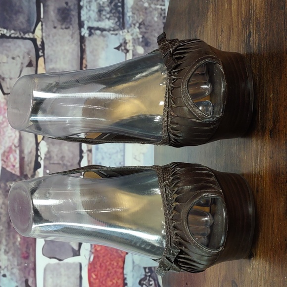 Guess by Marciano Leather Peep-toe Heels - Picture 3 of 16